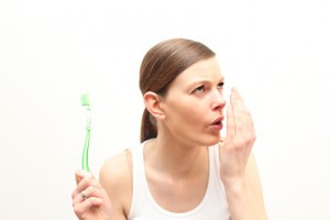 Mundgeruch ist sowohl für den Patienten als auch seine Partner unangenehm
